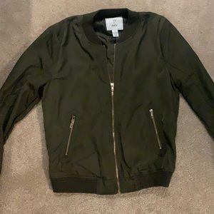 Olive zip up with pockets